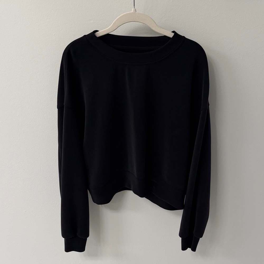 Black Crewneck Sweatshirt